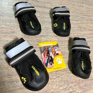 ♥️Host Pick❤️ Brand new Qumy pet water repellent shoes for dogs